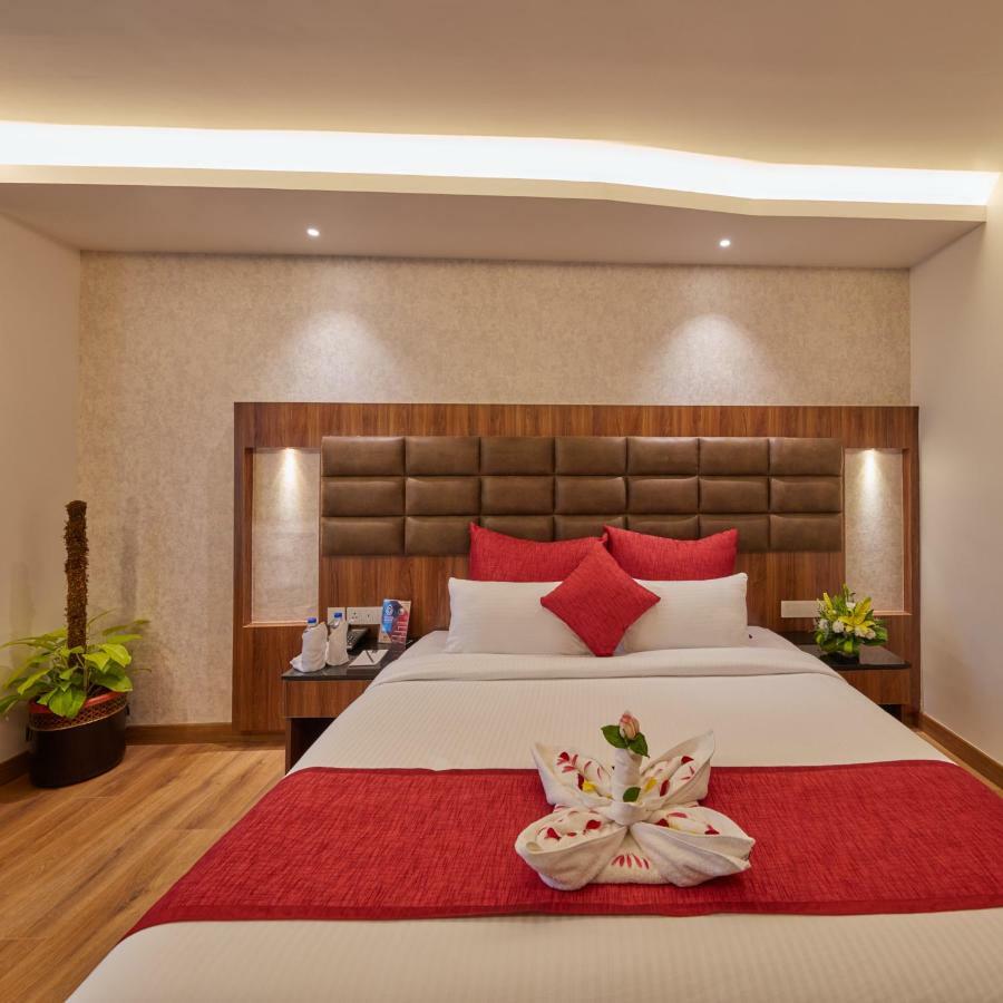 ศิวาส แกแล็กซี โฮเต็ล บังกะลอร์ Hotel Devanahalli ภายนอก รูปภาพ