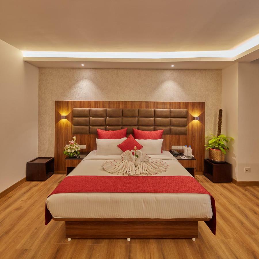ศิวาส แกแล็กซี โฮเต็ล บังกะลอร์ Hotel Devanahalli ภายนอก รูปภาพ